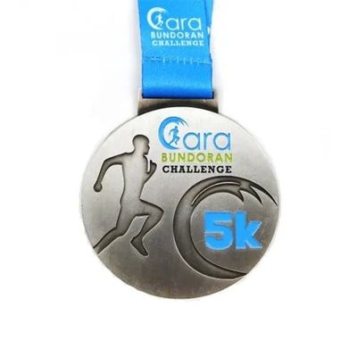 kopen 70mm geïmprimeerde zinklegering maatwedstrijd medaille / maatwedstrijden voor 5K-awards online vervaardiging