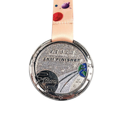 kopen Specialiteit zachte glazuur schitterende glitter medaille met lint bedekt helder glanzend afwerking online vervaardiging