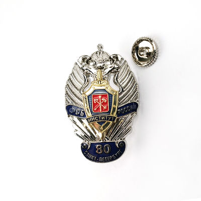 kopen Custom 3D Pin Badge Cut Out Screw Geavanceerde productie Geschoolde vakmanschap voor het erkennen van prestaties online vervaardiging