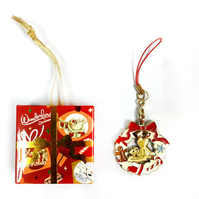 kopen Custom Branded Kerst Sleutelhanger Feestelijk Emaille Geschenk met Premium Verpakking online vervaardiging